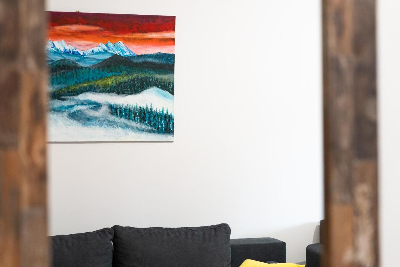 Apartament Pod Swierkiem - Pet Friendly - 2 Osobne Pokoje Dla Max 5 Osob - Space Apart Jelenia Gora Ngoại thất bức ảnh